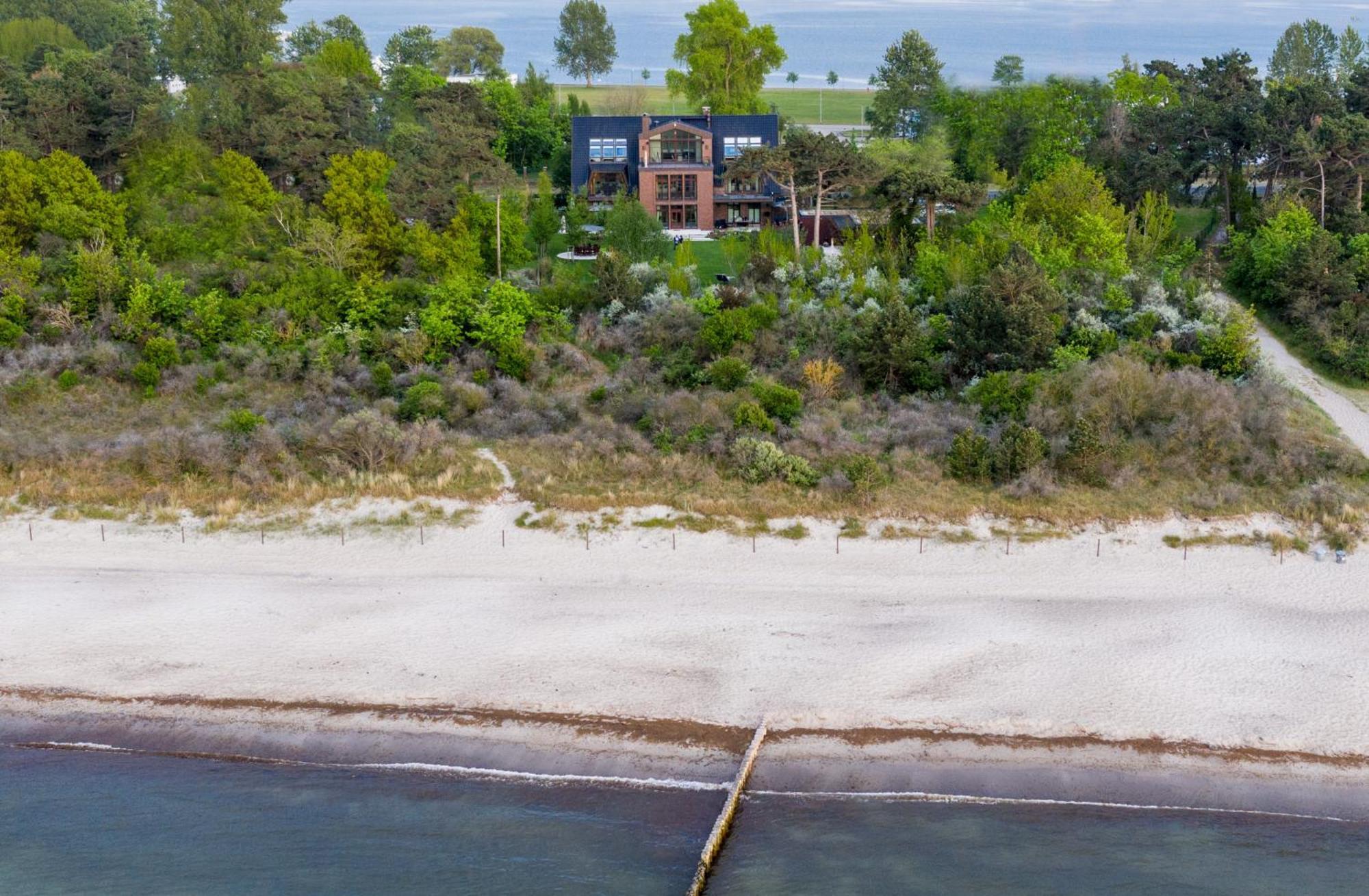 Villa Schmidt - Strandhaus Direkt Am Meer Mit Sauna, Sport Und Duenengarten II Rostock Esterno foto