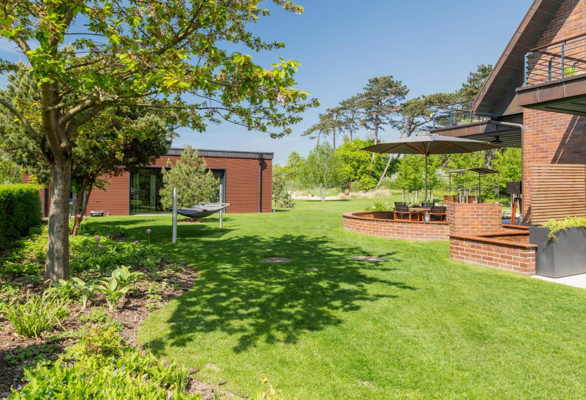 Villa Schmidt - Strandhaus Direkt Am Meer Mit Sauna, Sport Und Duenengarten II Rostock Esterno foto